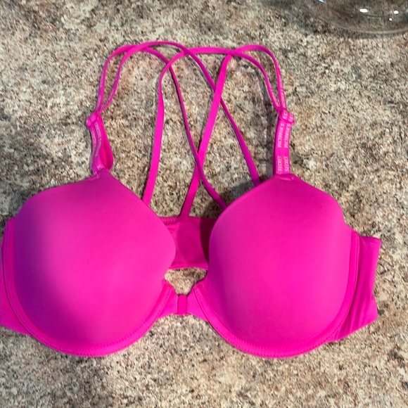 Victoria Secret Bra - Picture 1 of 6